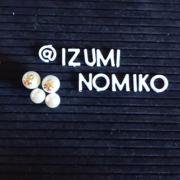 Tory Burch White Evie Pearl Earrings - Picture 1 of 5